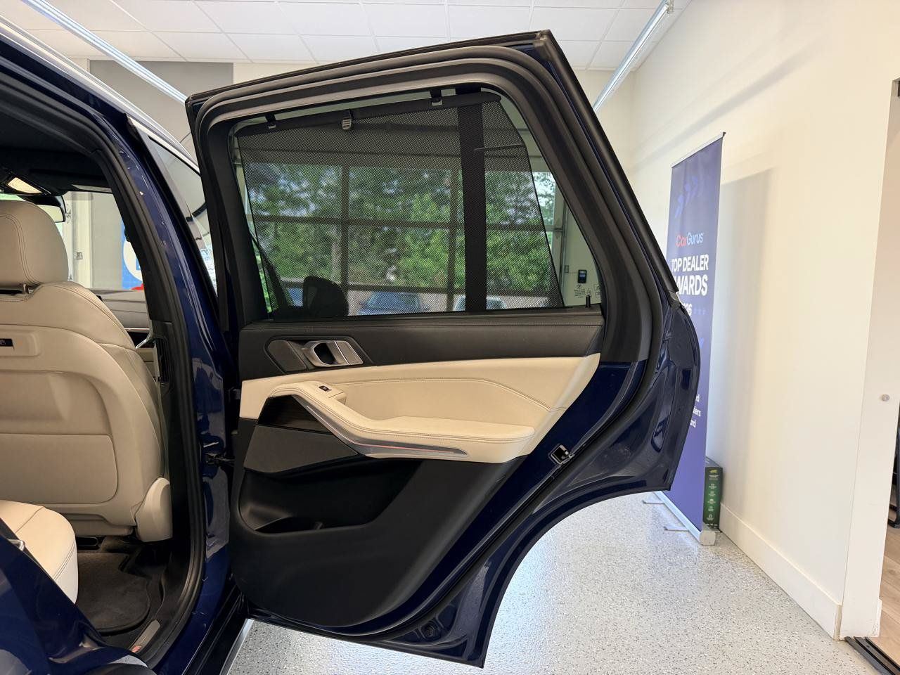 Used 2019 BMW X5 xDrive40i w/ Executive Package AWD/4WD image 29
