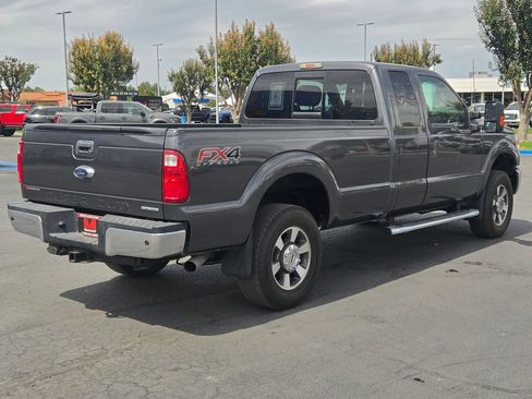 Used 2016 Ford F250 Lariat w/ Lariat Interior Package AWD/4WD image 3