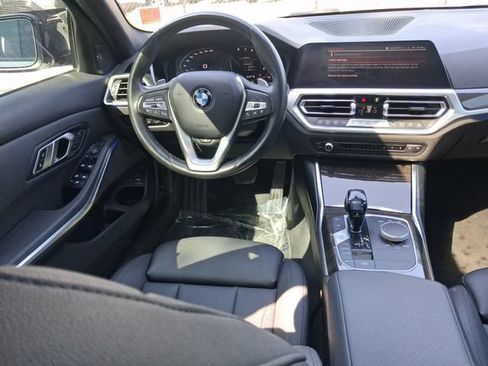 Used 2021 BMW 330i Sedan w/ Premium Package RWD image 8