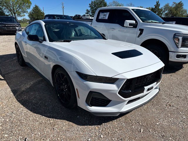 New 2026 Ford Mustang GT Premium w/ GT Performance Package RWD image 2