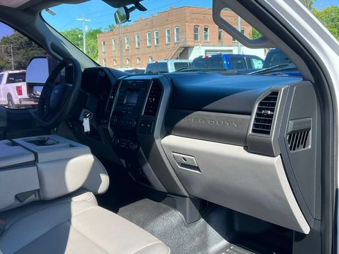 Used 2020 Ford F350 XL w/ Power Equipment Group RWD image 16