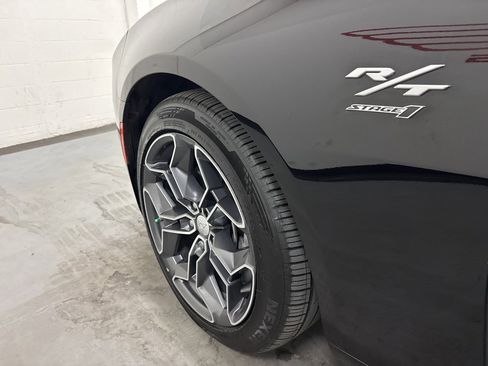Used 2024 Dodge Charger R/T w/ Plus Group image 15