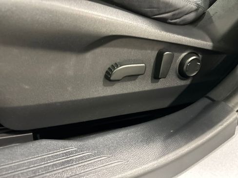 Used 2022 Subaru Outback Premium image 17