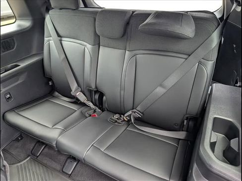 Used 2027 Kia Telluride S w/ Towing Package AWD/4WD image 11