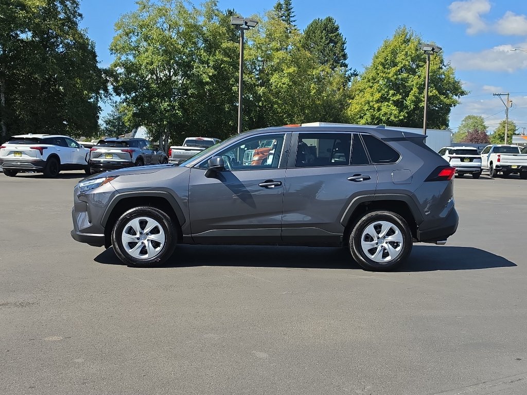 Certified 2025 Toyota RAV4 LE AWD/4WD image 6