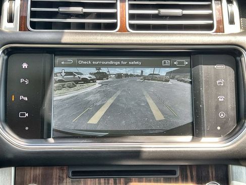 Used 2016 Land Rover Range Rover Supercharged AWD/4WD image 25