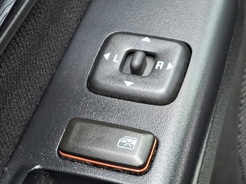 Used 2012 Chevrolet Colorado LT AWD/4WD image 19