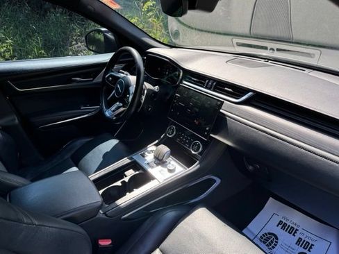 Used 2021 Jaguar F-PACE S AWD/4WD image 19