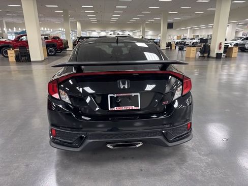 Used 2018 Honda Civic Si image 6