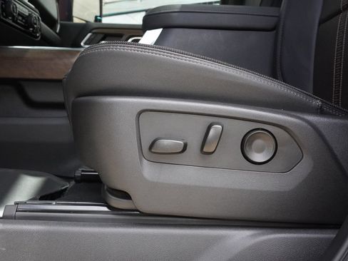 Used 2025 Chevrolet Silverado 2500 High Country w/ Technology Package AWD/4WD image 30