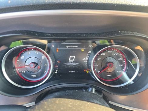 Used 2022 Dodge Charger R/T RWD image 11