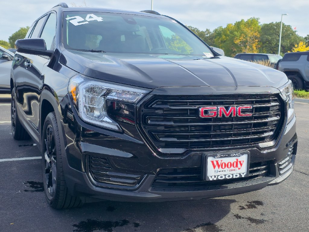 Certified 2024 GMC Terrain SLE w/ Elevation Edition AWD/4WD image 31