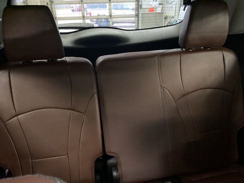 Used 2021 Buick Enclave Avenir w/ Avenir Technology Package image 29