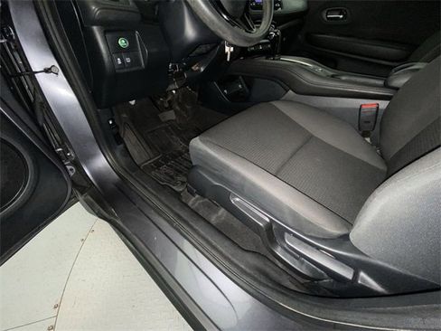 Used 2020 Honda HR-V LX image 12