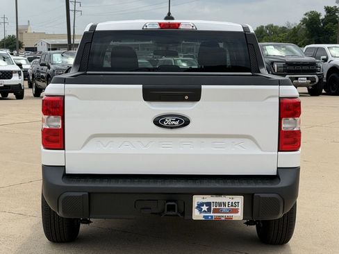 New 2026 Ford Maverick XLT image 37