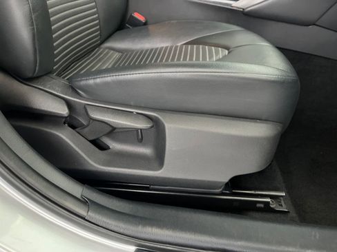 Used 2020 Toyota Camry SE FWD image 54