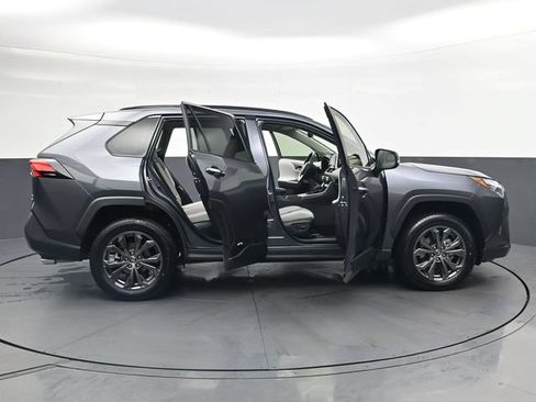 Used 2022 Toyota RAV4 Limited AWD/4WD image 35