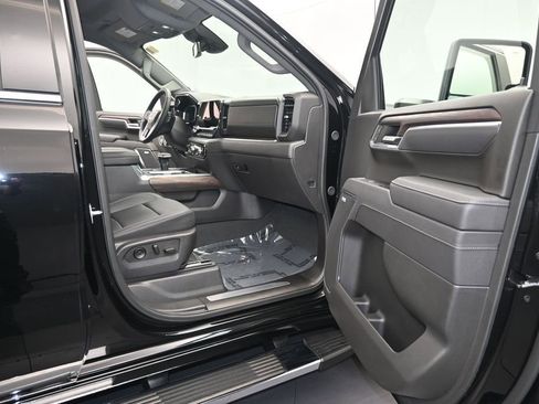 Used 2025 GMC Sierra 1500 SLT w/ SLT Premium Plus Package AWD/4WD image 12