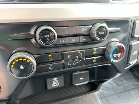 Used 2025 Ford F250 XLT AWD/4WD image 18