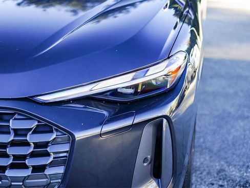 New 2025 Audi Q5 Premium image 7