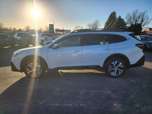Used 2021 Subaru Outback Limited w/ Popular Package #2 AWD/4WD image 4