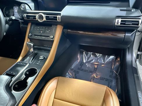 Used 2020 Lexus RC 300 w/ Accessory Package image 33