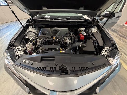 Used 2020 Toyota Camry SE FWD image 54