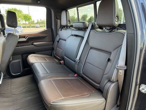 Used 2023 GMC Sierra 1500 Denali w/ Denali Reserve Package AWD/4WD image 30