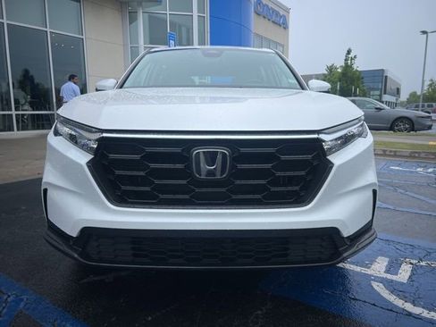 Used 2024 Honda CR-V LX image 2