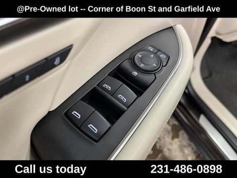 Used 2021 Buick Envision Avenir w/ Technology Package II AWD/4WD image 16