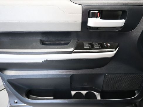 Used 2018 Toyota Tundra Limited image 10