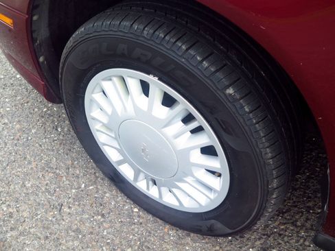 Used 2001 Chevrolet Malibu V6 FWD image 34
