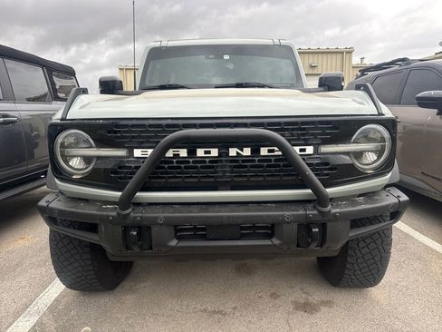 Used 2021 Ford Bronco First Edition AWD/4WD image 3