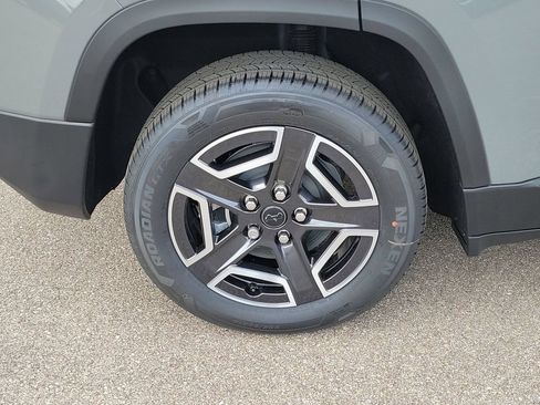New 2026 Jeep Cherokee Laredo AWD/4WD image 5
