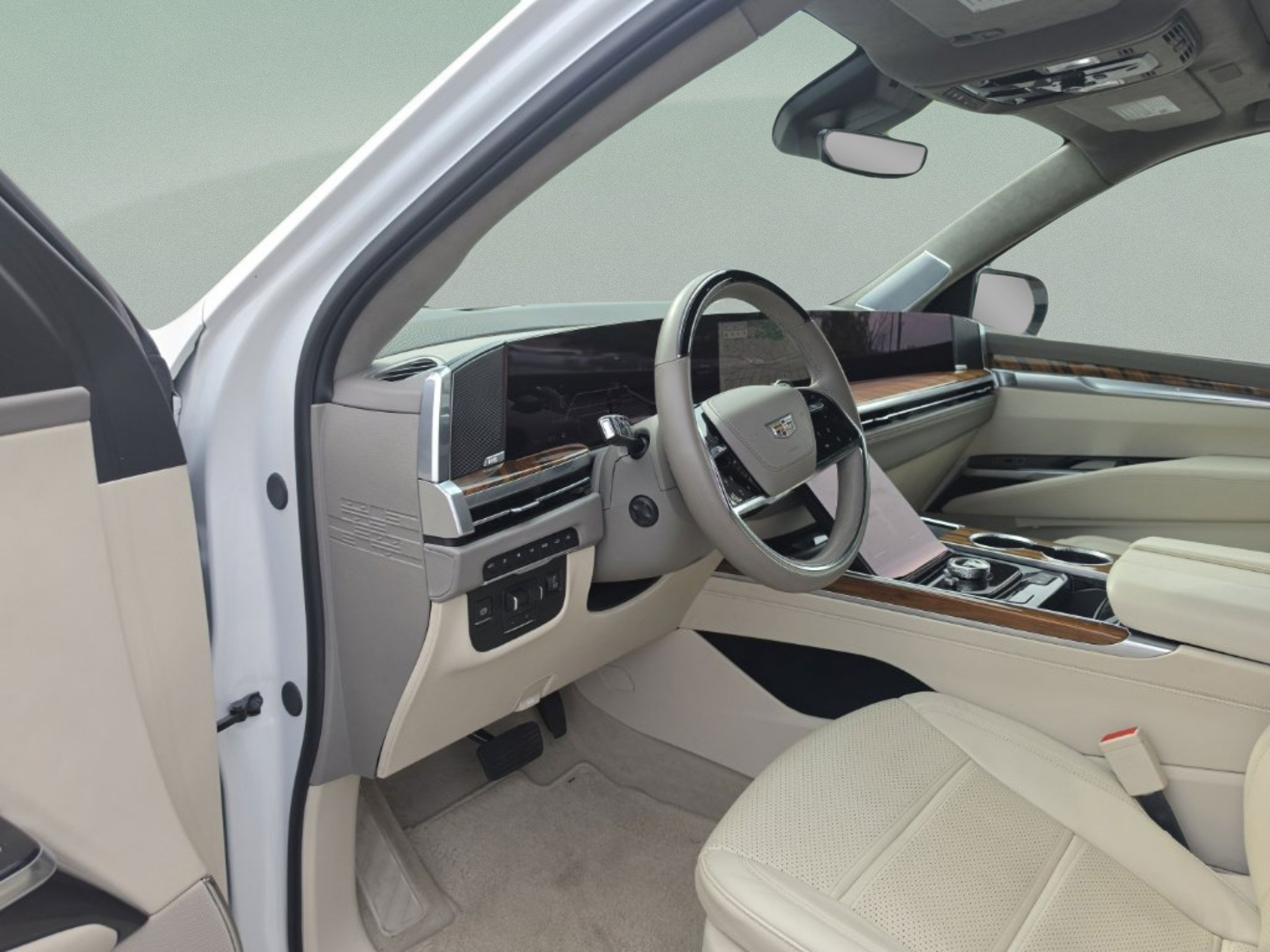 Used 2025 Cadillac Escalade ESV Sport Platinum AWD/4WD image 13