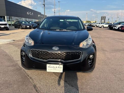 Used 2019 Kia Sportage LX AWD/4WD image 2