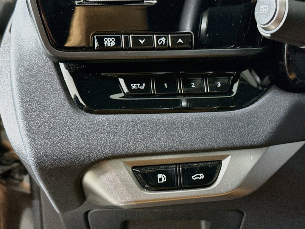 Used 2025 Lexus RX 350 Premium Plus w/ Accessory Package (Z1) FWD image 10