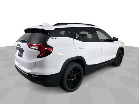 Used 2023 GMC Terrain SLT w/ Infotainment Package II FWD image 8