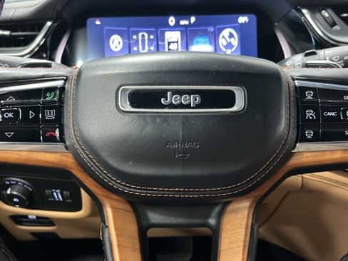 Certified 2024 Jeep Grand Cherokee L Summit AWD/4WD image 16