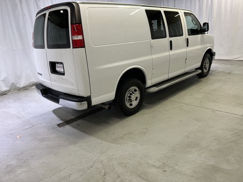 Used 2023 Chevrolet Express 2500 w/ Driver Convenience Package image 11