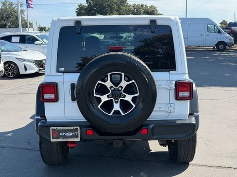 Used 2022 Jeep Wrangler Unlimited Rubicon w/ Cold Weather Group AWD/4WD image 10
