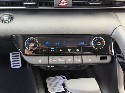 New 2026 Hyundai Elantra SEL Sport Premium FWD image 28