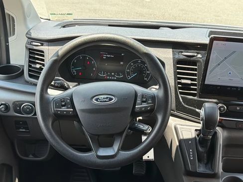 Used 2025 Ford Transit 350 XLT RWD image 22