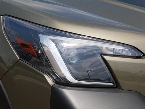 Used 2022 Subaru Forester Wilderness AWD/4WD image 16