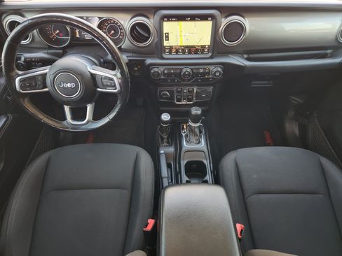 Used 2020 Jeep Gladiator Overland AWD/4WD image 27