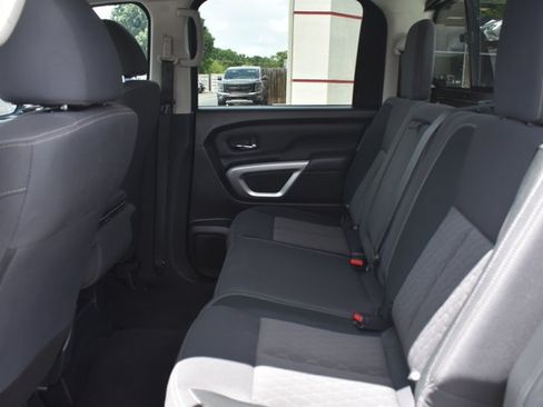 Used 2023 Nissan Titan SV RWD image 14
