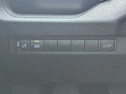 Used 2023 Toyota RAV4 XLE w/ Convenience Package FWD image 25