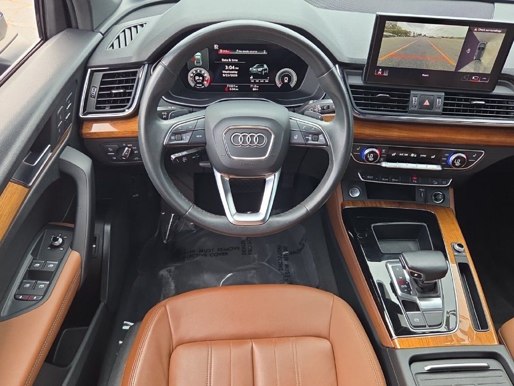 Used 2021 Audi Q5 Premium w/ Premium Plus Package AWD/4WD image 14