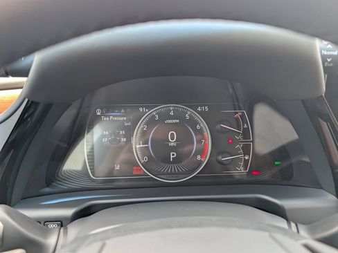 Used 2025 Lexus ES 350 w/ Premium Package FWD image 18