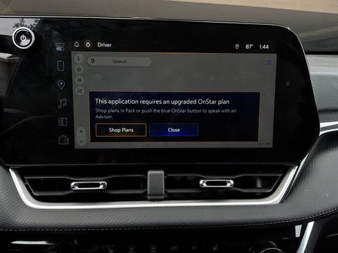 Used 2025 Chevrolet Equinox LT FWD image 28